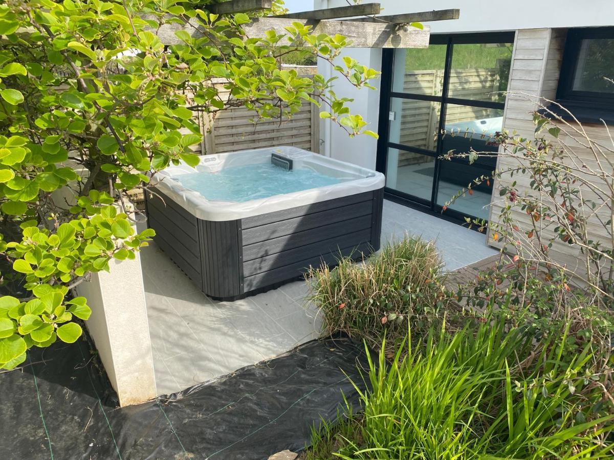 Maison Villa Montmarin Vue Mer Bretagne Nord Vers Roscoff Carantec Morlaix Plouescat Locquenole Avec Son Spa Et Sa Vue Mer Екстериор снимка